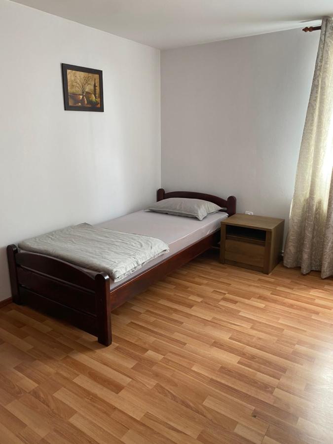 Pensiunea Martuca Surdesti  Zewnętrze zdjęcie
